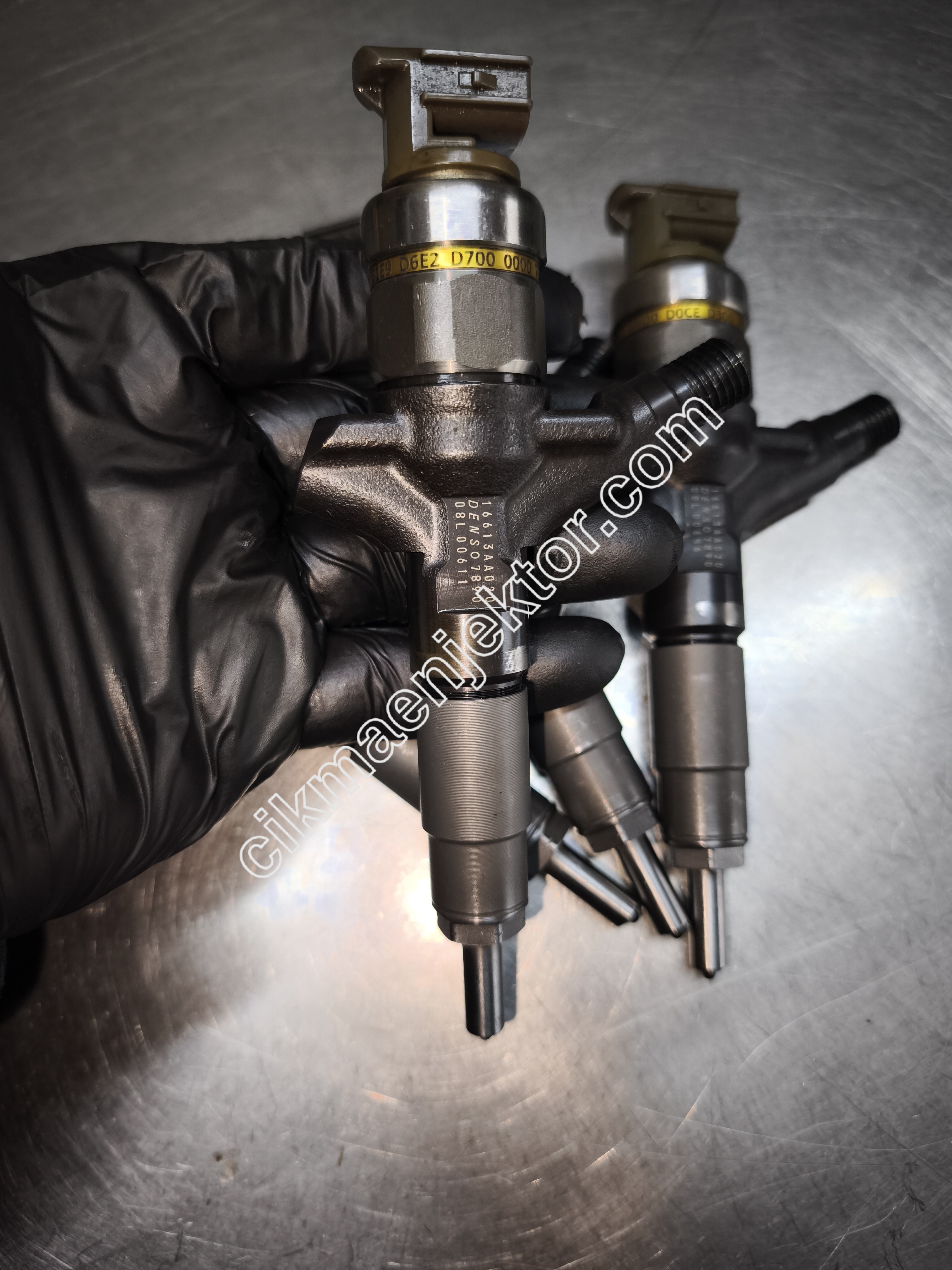 SUBARU IMPREZA 2.0 D AWD ENJEKTÖRÜ - DENSO 16613AA020